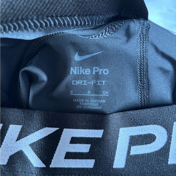 Nike Pro biker shorts - Picture 2 of 2